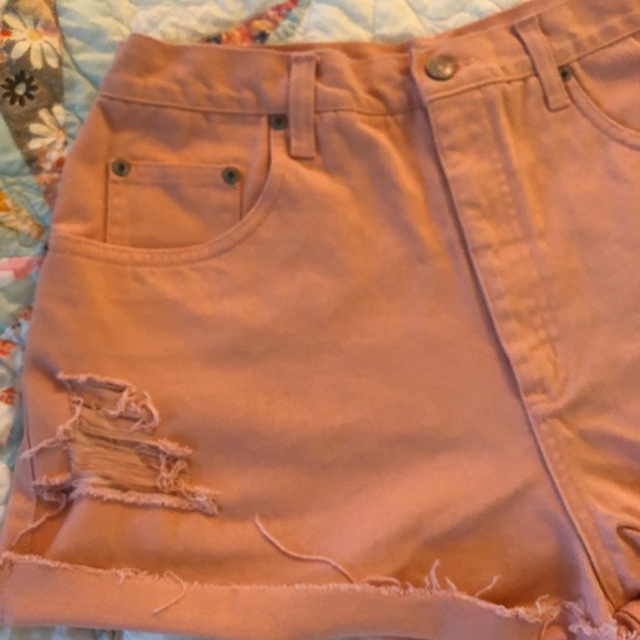 Vintage, High Waist Bill Blass Denim Shorts! - Picture 2 of 8